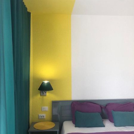 Apart Hotel Ponderosa أذيخي المظهر الخارجي الصورة